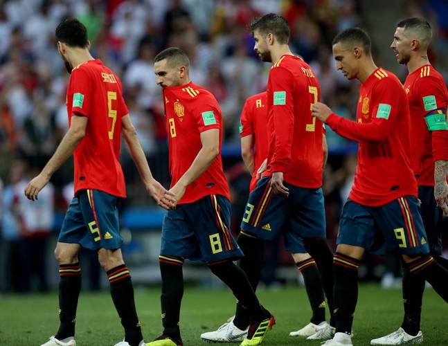 马卡预测本期西班牙队大名单：亚马尔、拉波尔特等人将被征召