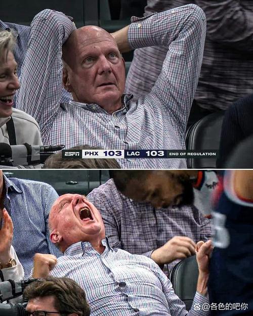 不高兴真不高兴了！邓弗里斯早早被换下怒锤皮球，一脸郁闷下场