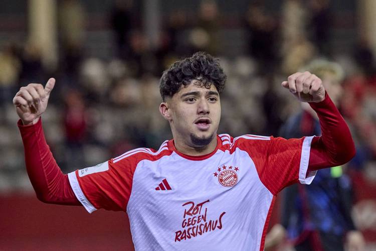 罗马诺：多家球队想签于帕梅卡诺，拜仁仍争取与球员经纪人达协议