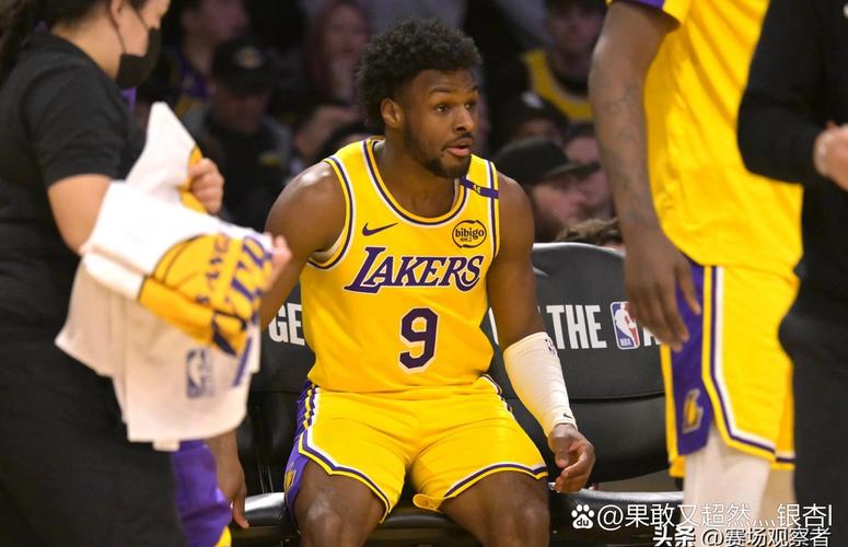 详细阅读:调查了个寂寞?NBA调查罗齐尔结束&宣布清白 今日后者直接被带走 调查了个寂寞?NBA调查罗齐尔结束&宣布清白 今日后者直接被带走