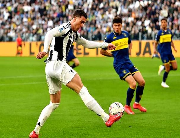 弗拉霍维奇：我无论和谁搭档都感觉不错，至于怎么踢由教练来决定